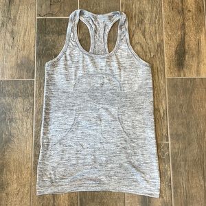 Lululemon cool racerback, size 6